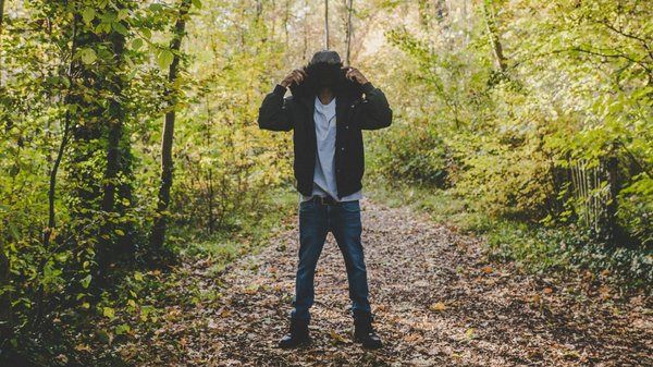 Comment choisir un manteau en laine bouillie pour un hiver rigoureux?